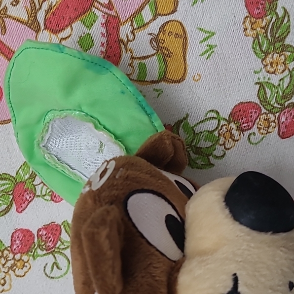 Yogi Bear Plush - Picture 3 of 4